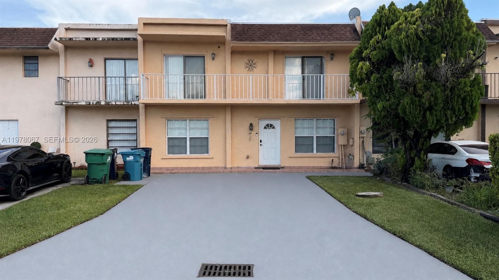 11249 SW 33rd Cir Pl, Miami FL 33165