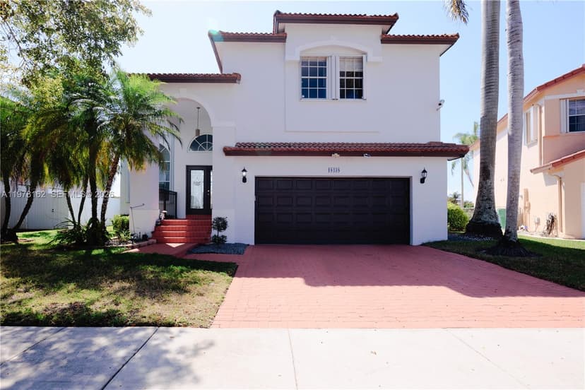 18438 NW 11th St, Pembroke Pines FL 33029