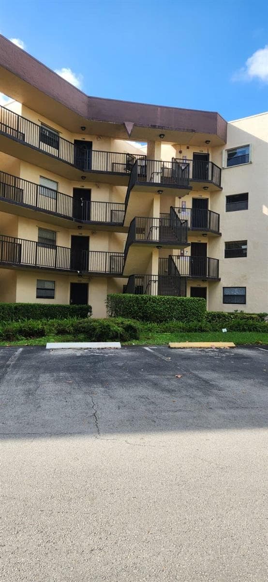 6555 W Broward Boulevard # 201, Plantation FL 33317