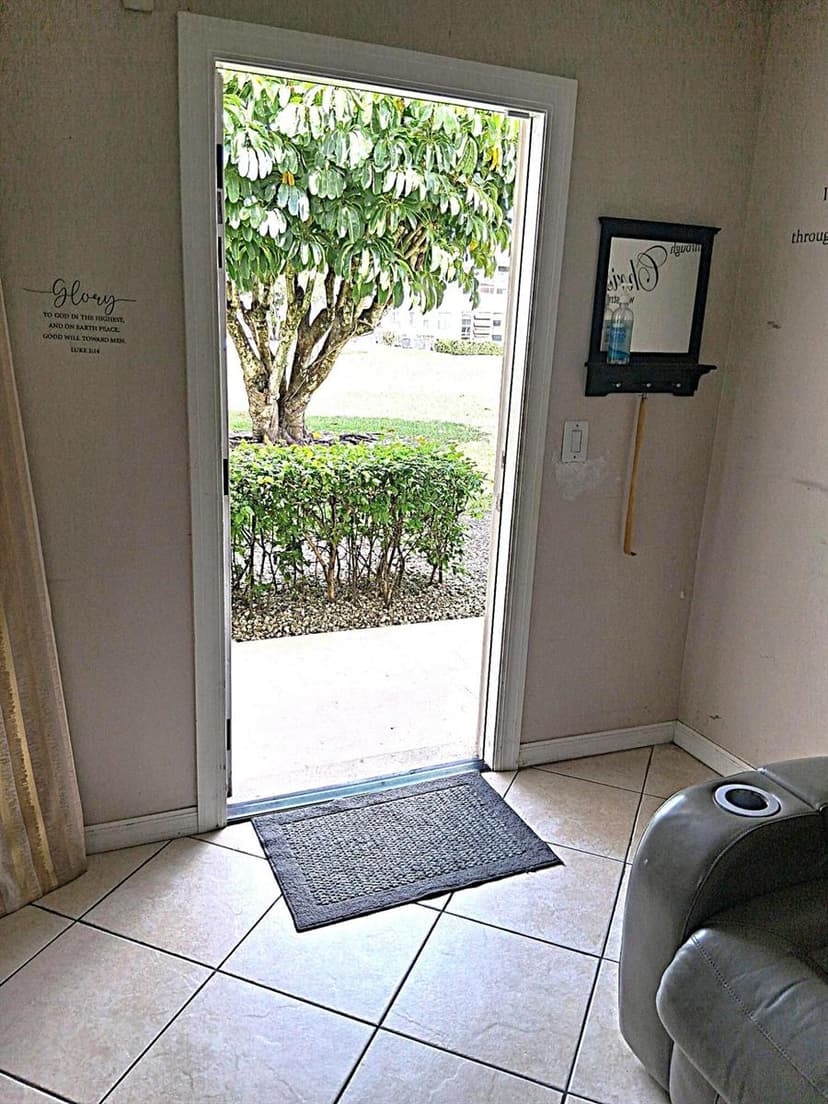 6 Northampton # A, West Palm Beach FL 33417