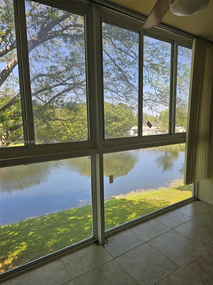 1103 NW 58th Ter # 321, Sunrise FL 33313