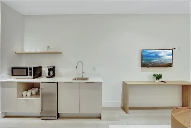 229 SW 9th Street # 201, Miami FL 33130 - Miami, FL - Photo 6