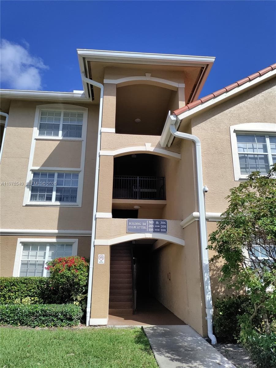 215 SW 117th Ter # 14205, Pembroke Pines FL 33025