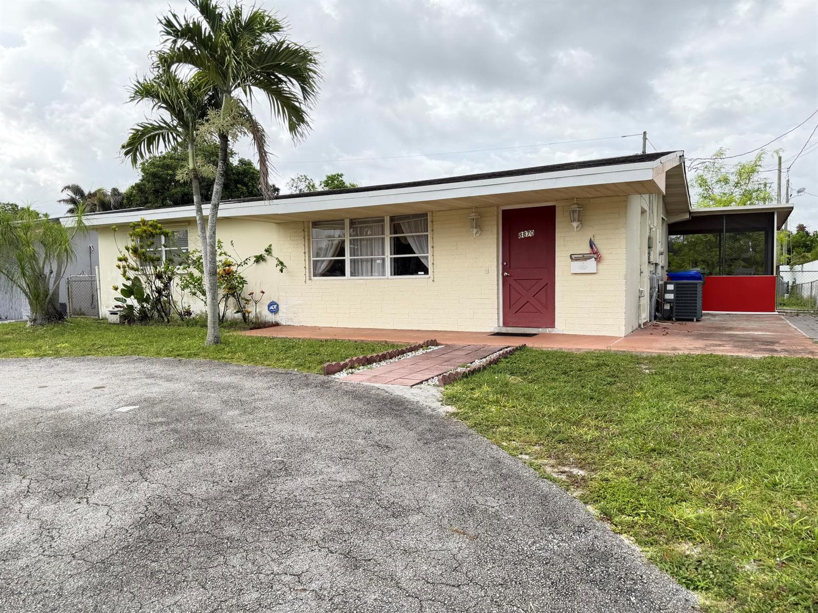 8870 Taft Street, Pembroke Pines FL 33024 - Pembroke Pines, FL - Photo 1