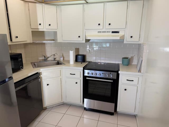 5208 NE 24th Terrace # F106, Fort Lauderdale FL 33308 - Fort Lauderdale, FL - Photo 7