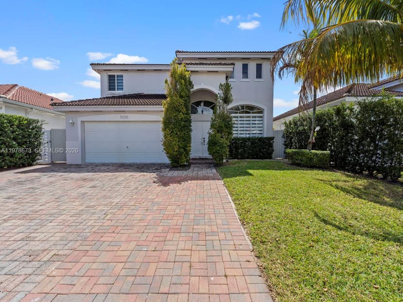 10230 SW 227th St, Cutler Bay FL 33190