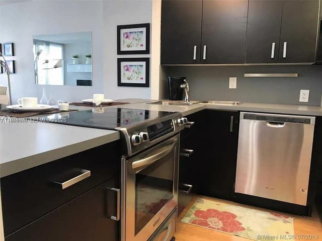 100 Bayview Dr # 302, Sunny Isles Beach FL 33160 - Sunny Isles Beach, FL - Photo 2