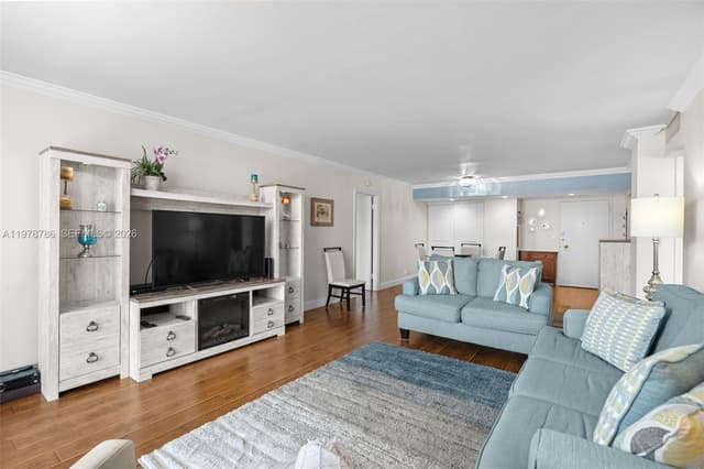 427 Golden Isles Dr # 9G, Hallandale Beach FL 33009 - Hallandale Beach, FL - Photo 7