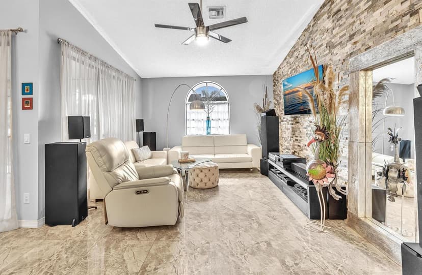 5395 Firenze Drive # O, Boynton Beach FL 33437