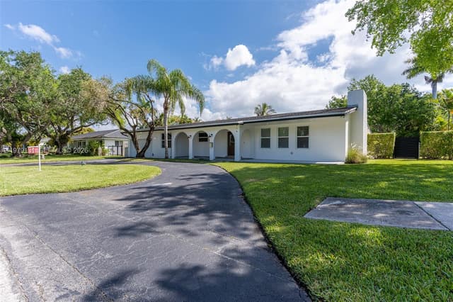 14341 SW 78th Ct, Palmetto Bay FL 33158 - Palmetto Bay, FL - Photo 2