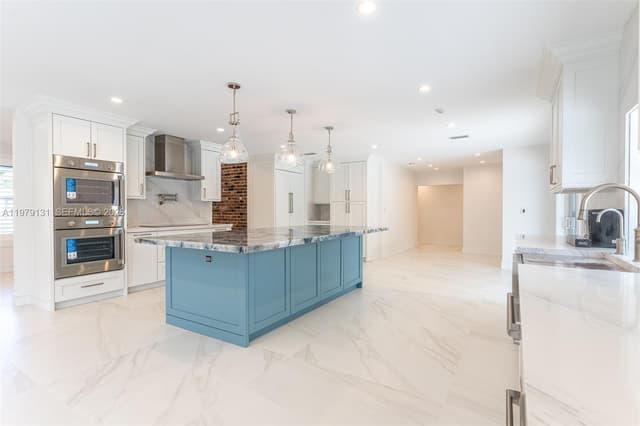 14341 SW 78th Ct, Palmetto Bay FL 33158 - Palmetto Bay, FL - Photo 5