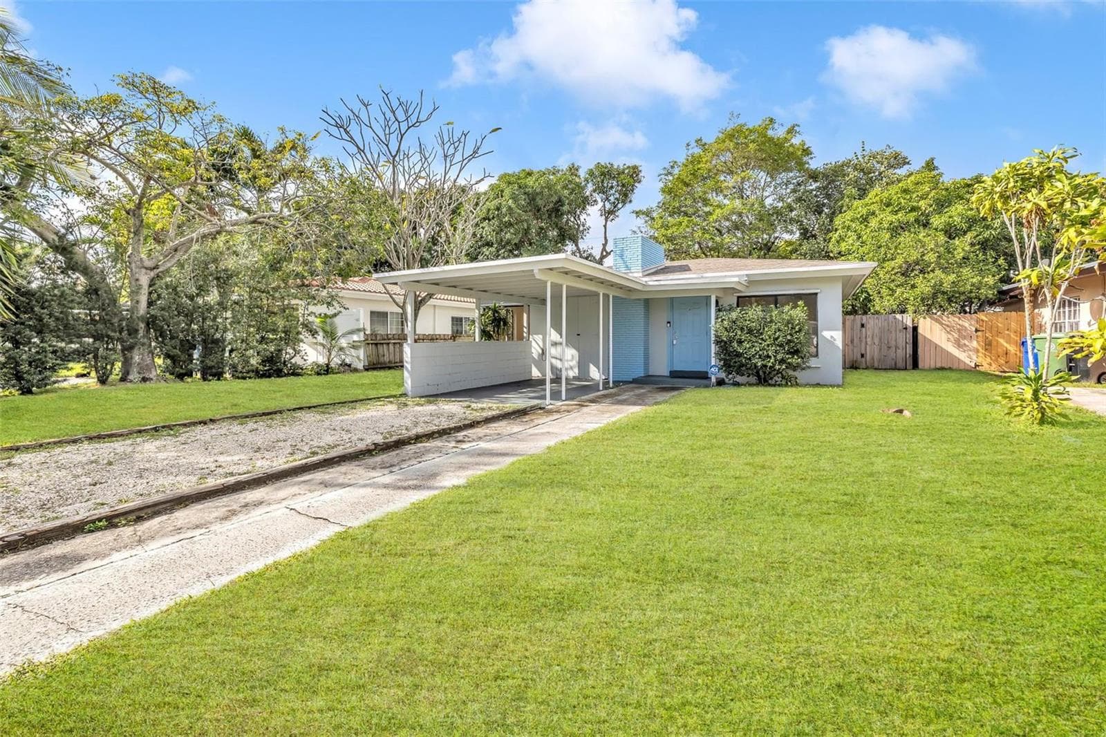 1317 NW 7th Terrace, Fort Lauderdale FL 33311