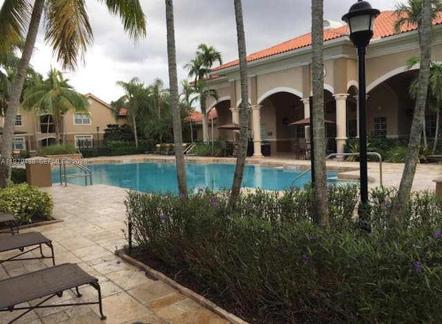 11700 SW 2 # 13307, Pembroke Pines FL 33025 - Pembroke Pines, FL - Photo 2