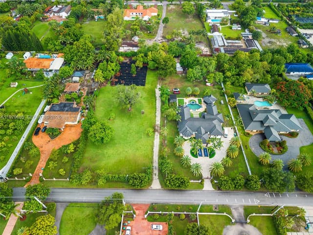 11950 SW 43rd St, Miami FL 33175 - Miami, FL - Photo 2