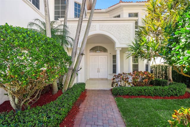 822 Meridian Ln, Hollywood FL 33019 - Hollywood, FL - Photo 6