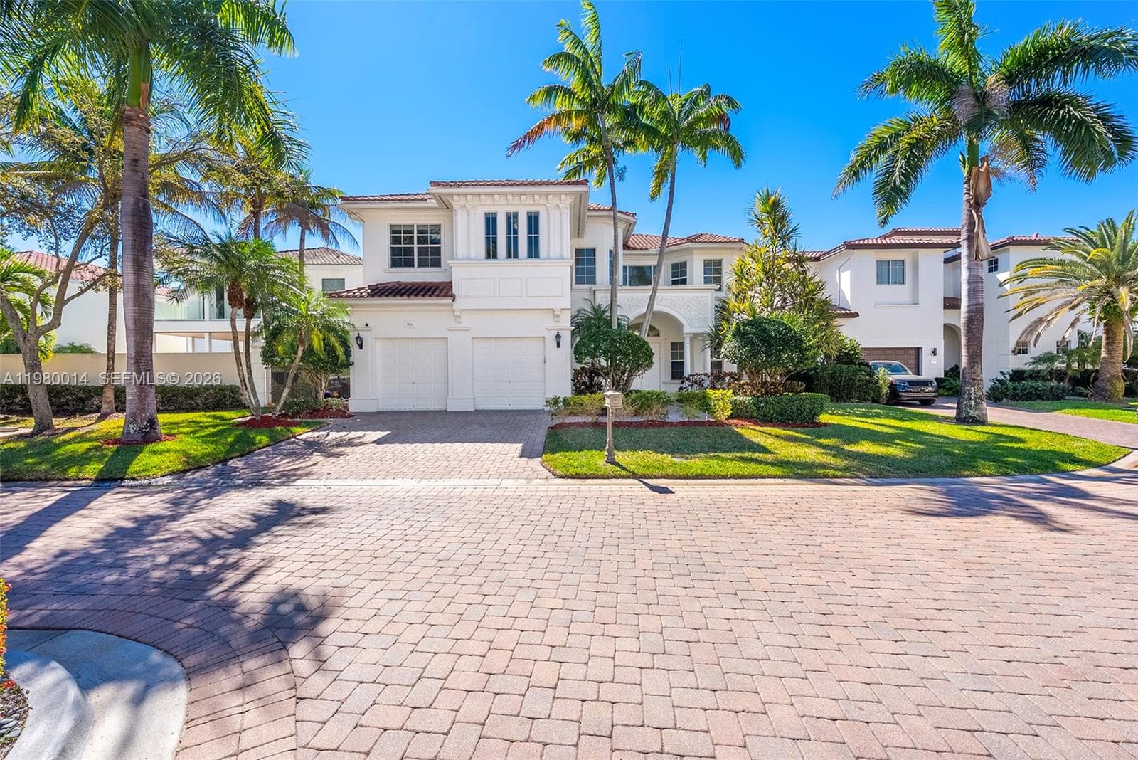 822 Meridian Ln, Hollywood FL 33019 - Hollywood, FL - Photo 1