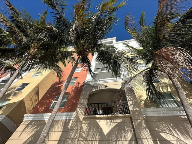 17100 N Bay Rd # 1904, Sunny Isles Beach FL 33160 - Sunny Isles Beach, FL - Photo 4