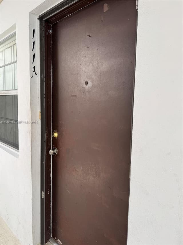6507 Winfield Blvd, Margate FL 33063 - Margate, FL - Photo 5