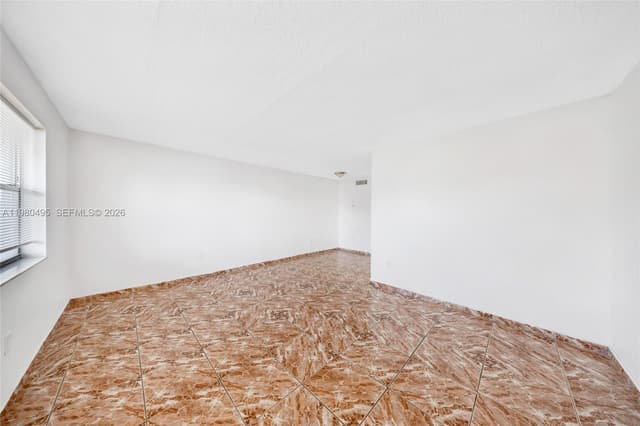 301 NW 177th St # 201, Miami Gardens FL 33169 - Miami Gardens, FL - Photo 2