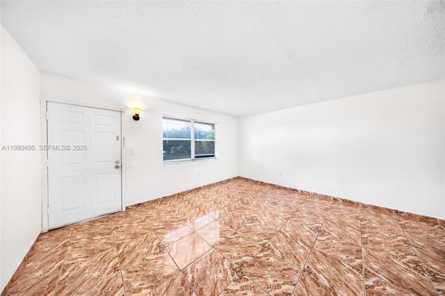 301 NW 177th St # 201, Miami Gardens FL 33169 - Miami Gardens, FL - Photo 3