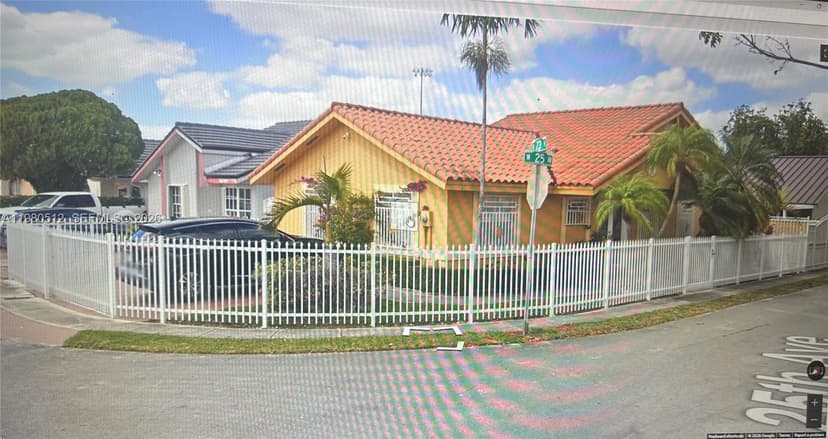 2501 W 73rd Pl, Hialeah FL 33016