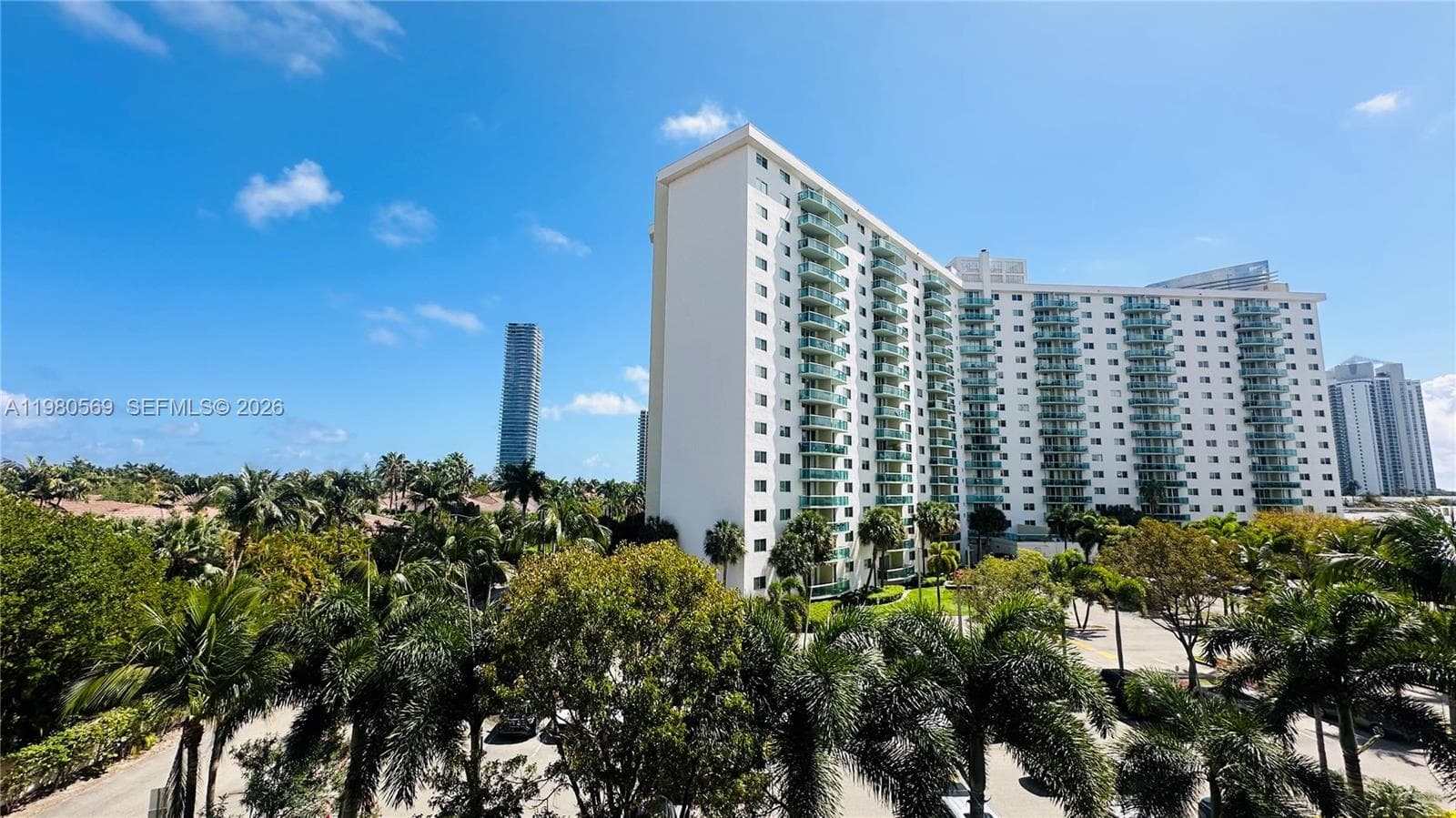 19390 Collins Ave # 424, Sunny Isles Beach FL 33160