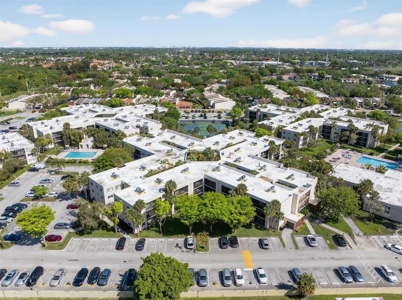 8065 SW 107th Ave # 106, Miami FL 33173