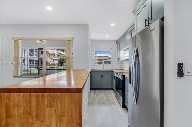 5300 Washington St # A137, Hollywood FL 33021 - Hollywood, FL - Photo 4