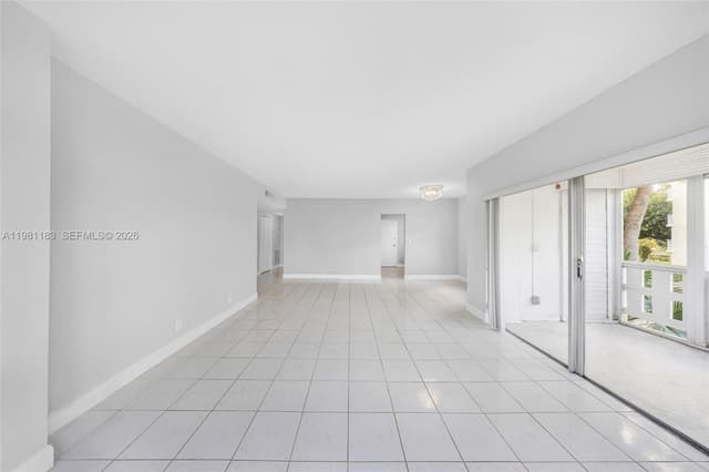 4350 Hillcrest Dr # 200, Hollywood FL 33021 - Hollywood, FL - Photo 2