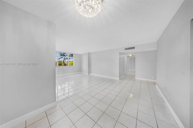 4350 Hillcrest Dr # 200, Hollywood FL 33021 - Hollywood, FL - Photo 7
