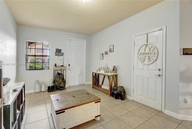 338 NE 37th Ave, Homestead FL 33033 - Homestead, FL - Photo 3
