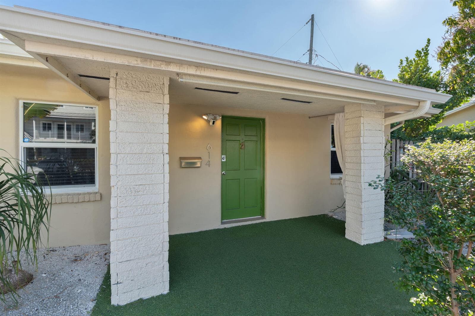 614 NE 28th Street # 106, Wilton Manors FL 33334