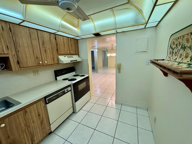 8050 W Mcnab Road # 320, Tamarac FL 33321 - Tamarac, FL - Photo 3