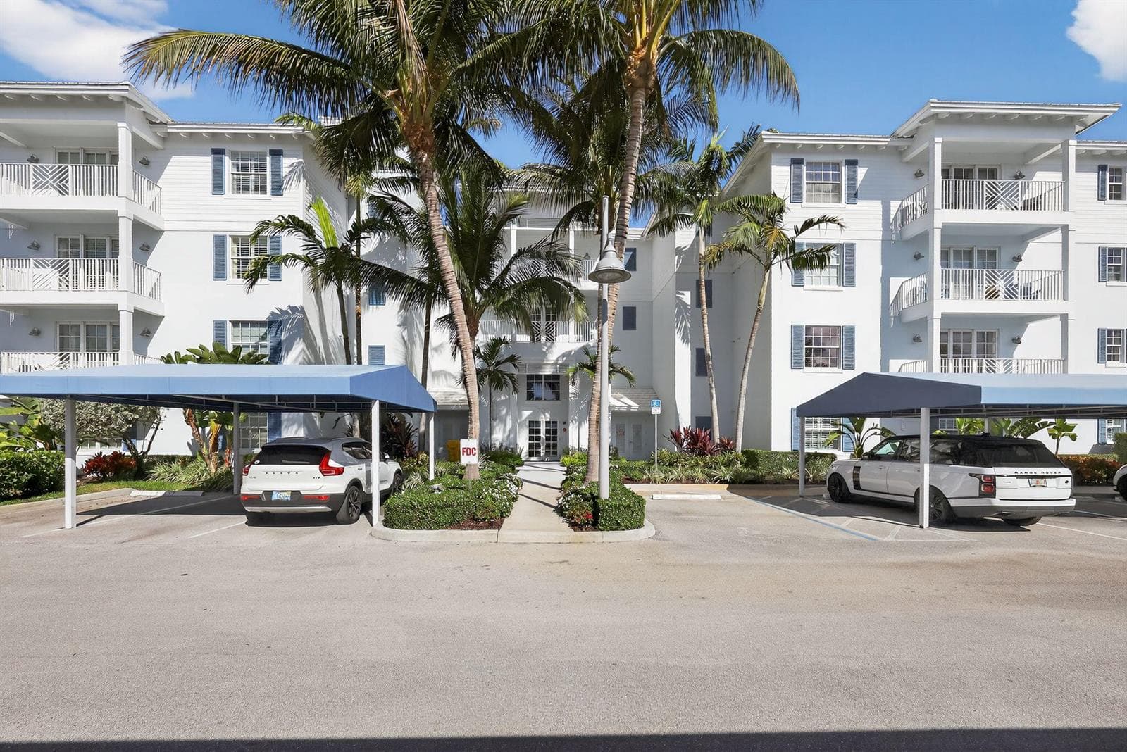 915 Bay Colony Drive S, Juno Beach FL 33408