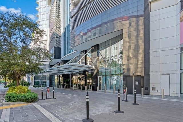 851 NE 1st Ave # 2200, Miami FL 33132 - Miami, FL - Photo 4