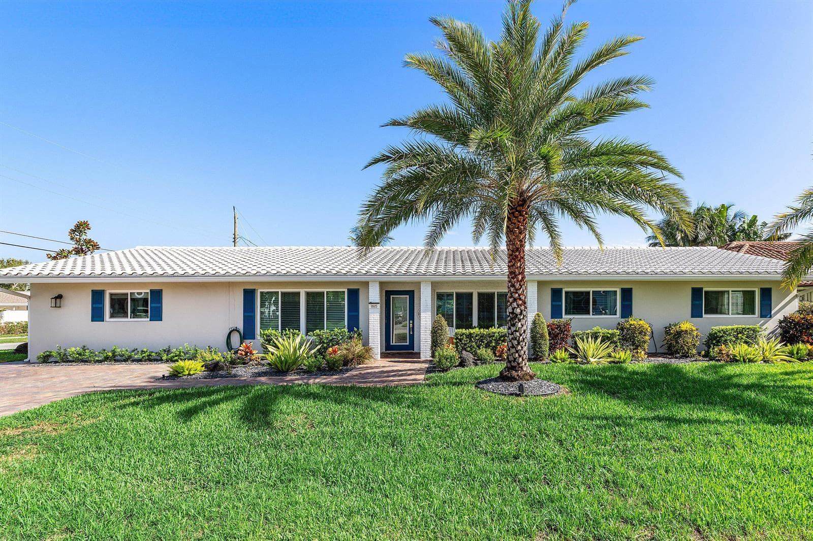 865 NE 5th Street, Deerfield Beach FL 33441