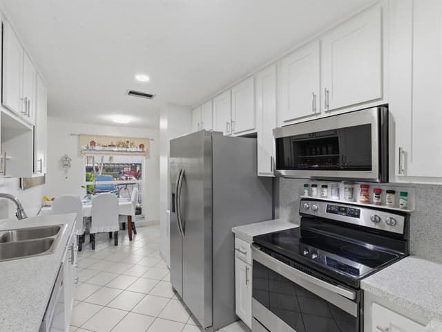 13773 Via Aurora # C, Delray Beach FL 33484 - Delray Beach, FL - Photo 6