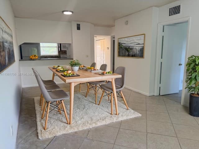 3212 NW 102nd Ter # F, Coral Springs FL 33065 - Coral Springs, FL - Photo 3