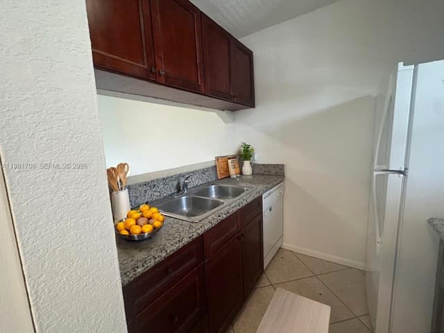 3212 NW 102nd Ter # F, Coral Springs FL 33065 - Coral Springs, FL - Photo 4