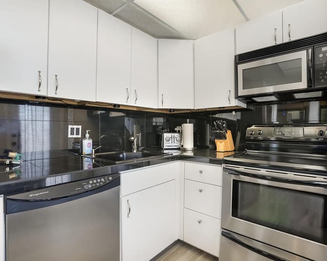 2671 S Course Drive # 907, Pompano Beach FL 33069 - Pompano Beach, FL - Photo 2