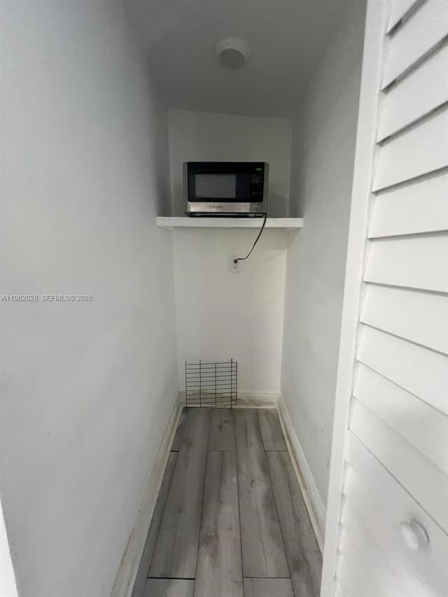 1053 NE 149th St, Miami FL 33161 - Miami, FL - Photo 2