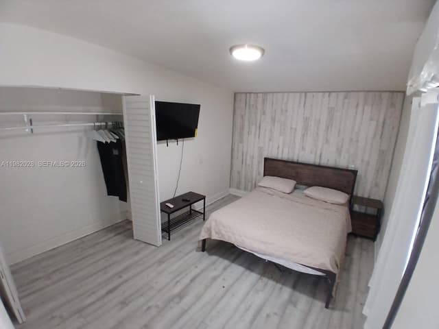 1053 NE 149th St, Miami FL 33161 - Miami, FL - Photo 7