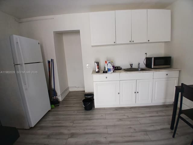 1053 NE 149th St, Miami FL 33161 - Miami, FL - Photo 5