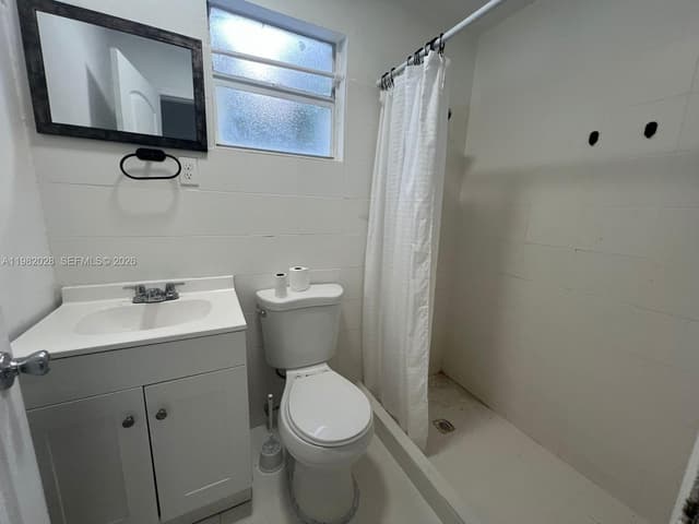 1053 NE 149th St, Miami FL 33161 - Miami, FL - Photo 4
