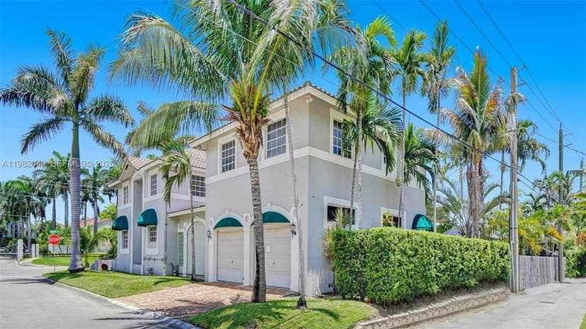 851 N 11th Ave, Hollywood FL 33019