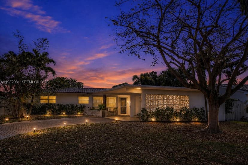 2136 NE 56th Pl, Fort Lauderdale FL 33308