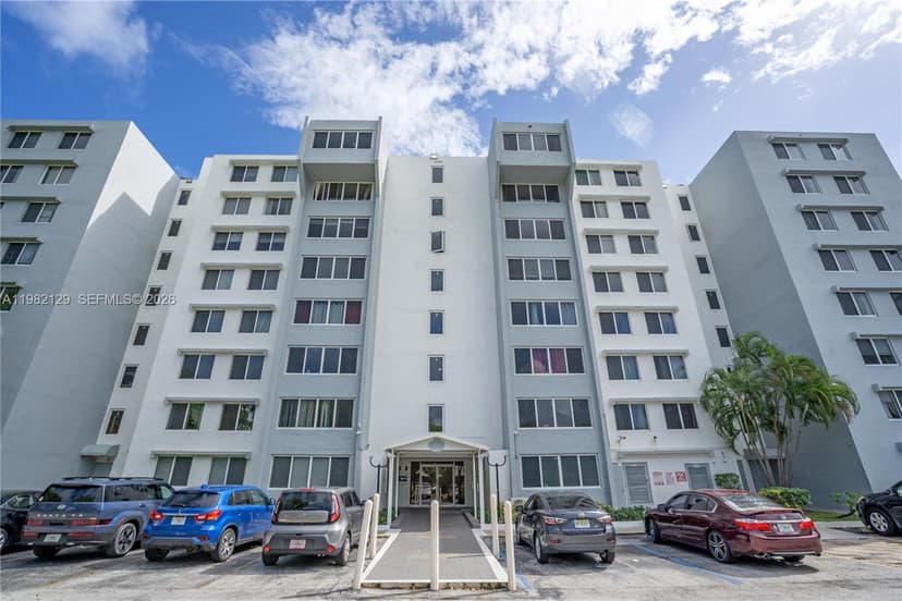 9001 SW 77th Ave # C402, Miami FL 33156