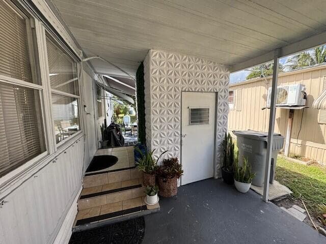 128 Havenwood Drive, Pompano Beach FL 33064 - Pompano Beach, FL - Photo 5