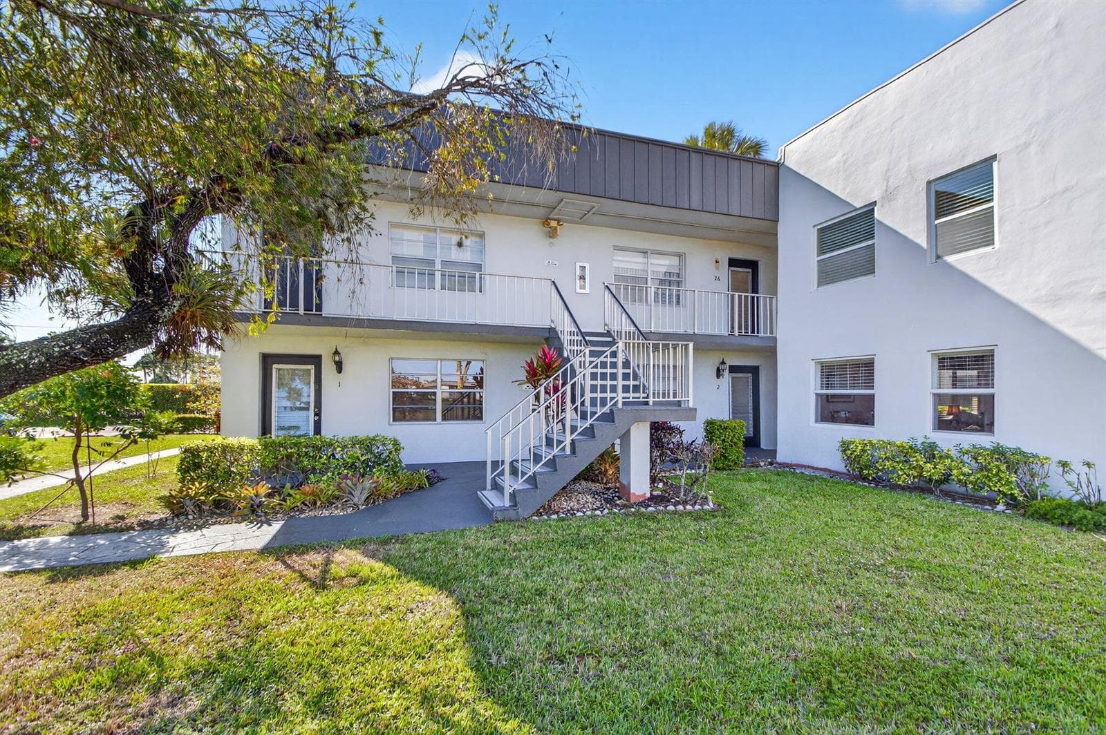 3 Normandy A, Delray Beach FL 33484 - Delray Beach, FL - Photo 1