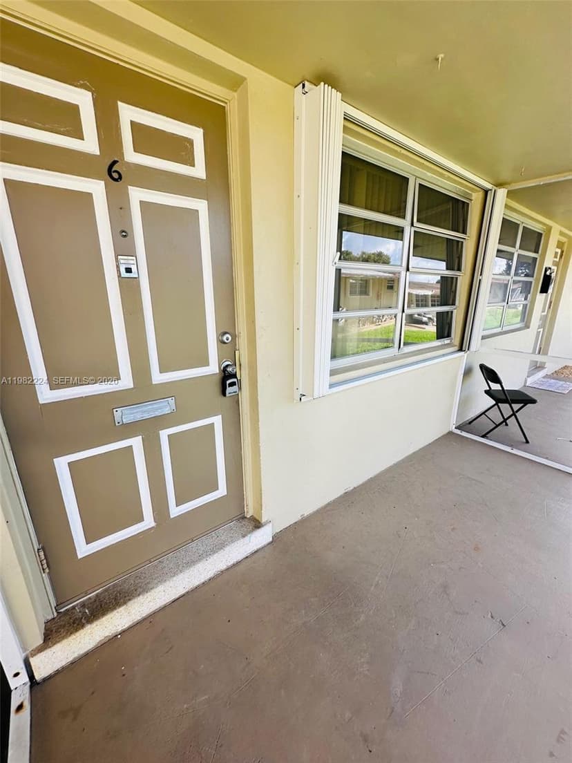 2319 Jackson St # 6, Hollywood FL 33020